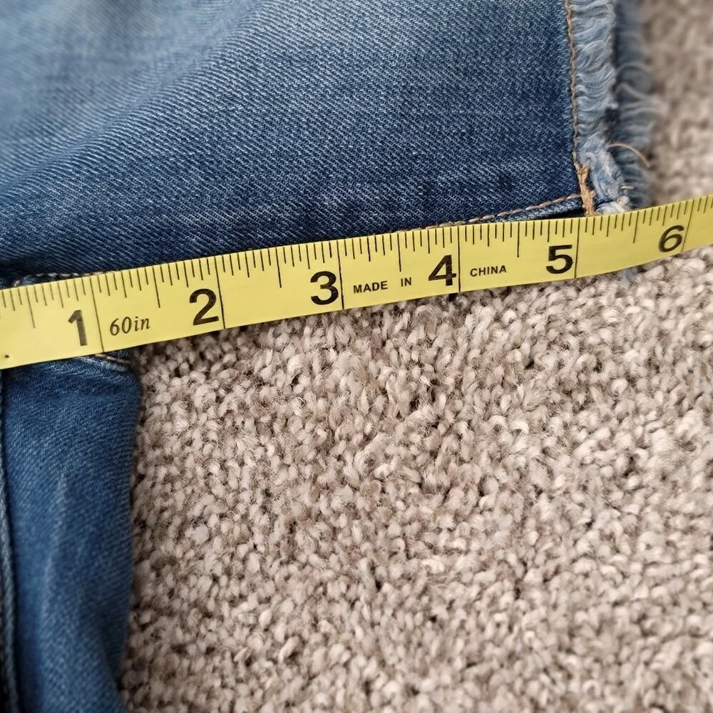 The Children's Place Blue Jean Shorts Midi-Long 5T Adjustible Waist